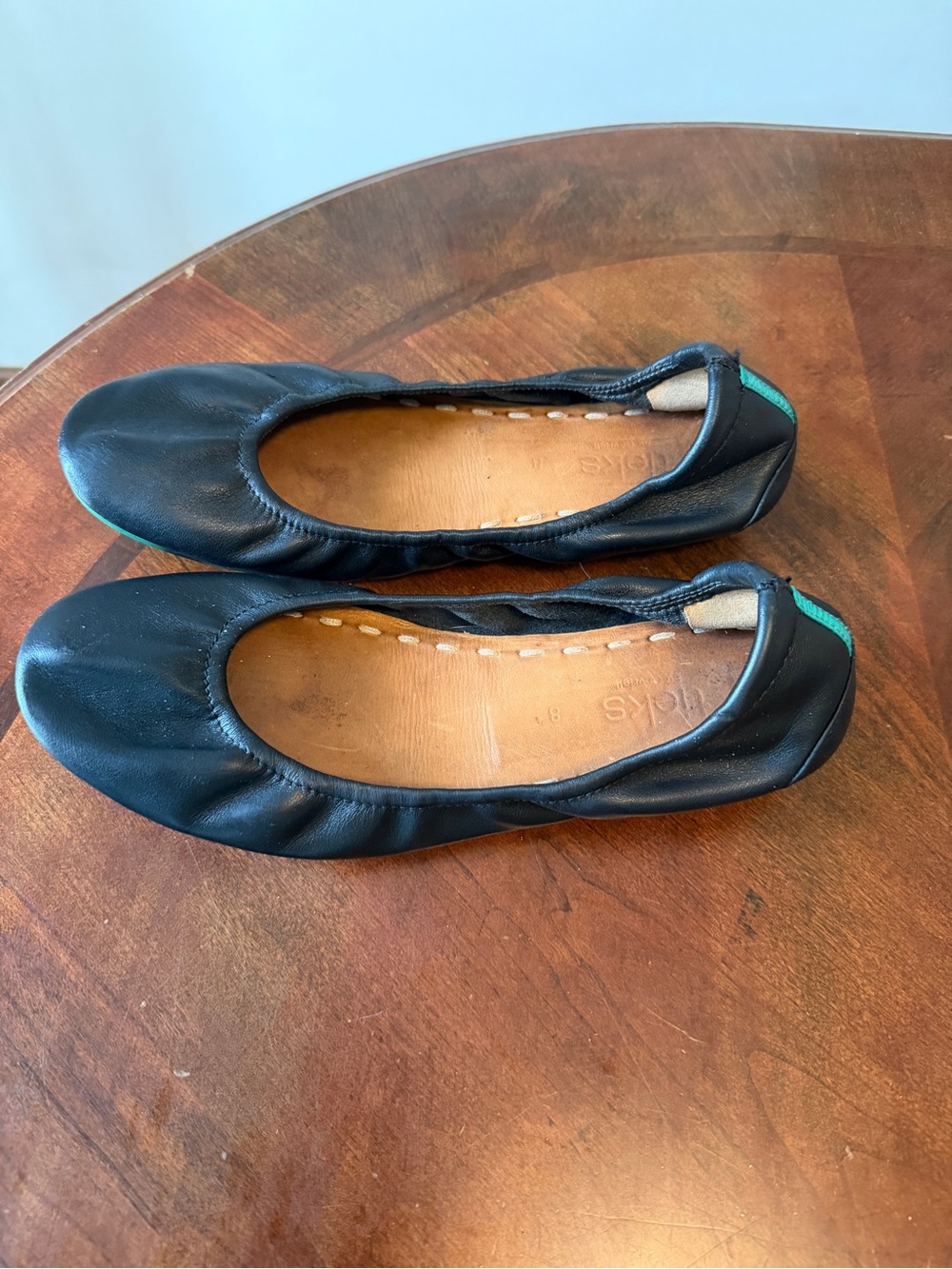 Tieks Black Leather Ballet Flats Women’s Size 8 Classic Slip on Shoes